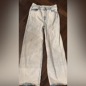 Risen Jeans Light Wash Distressed Jeans 13/31